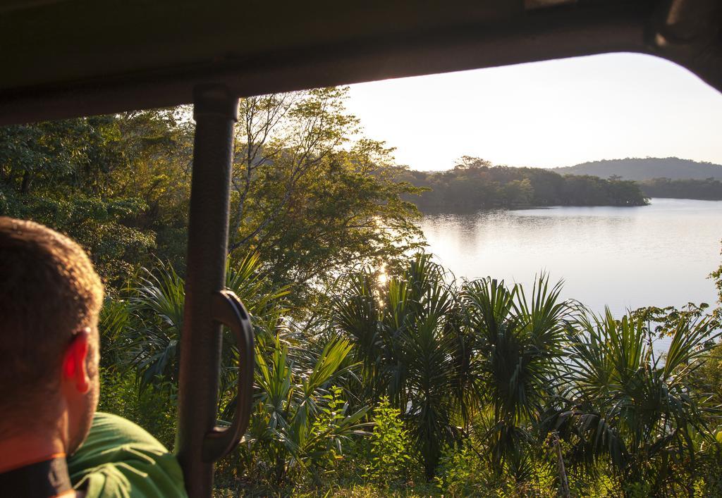 Las Lagunas Boutique Hotel Flores Luaran gambar