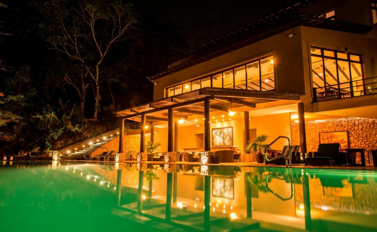 Las Lagunas Boutique Hotel Flores Luaran gambar