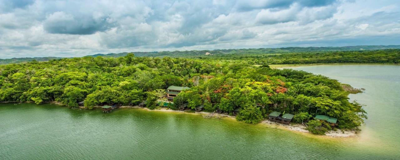 Las Lagunas Boutique Hotel Flores Luaran gambar