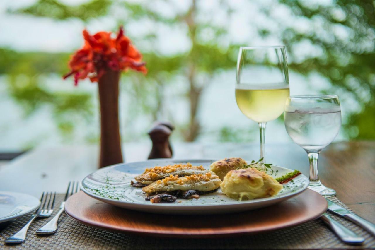 Las Lagunas Boutique Hotel Flores Luaran gambar